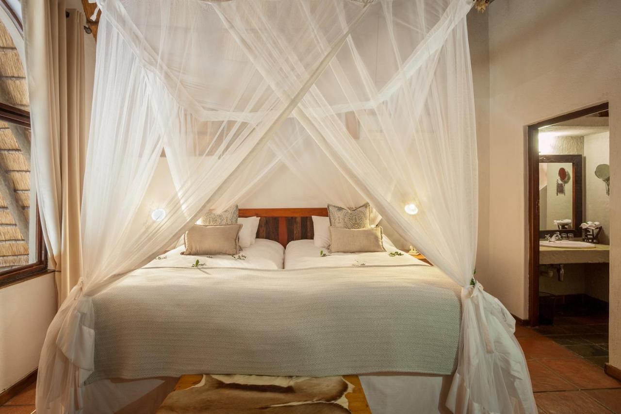 Serondella Safari Lodge Thornybush Game Reserve Eksteriør billede